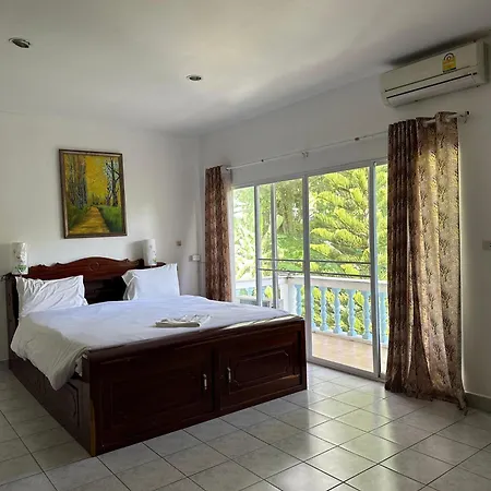 Baan Suan Villa 1 Patong Room photo