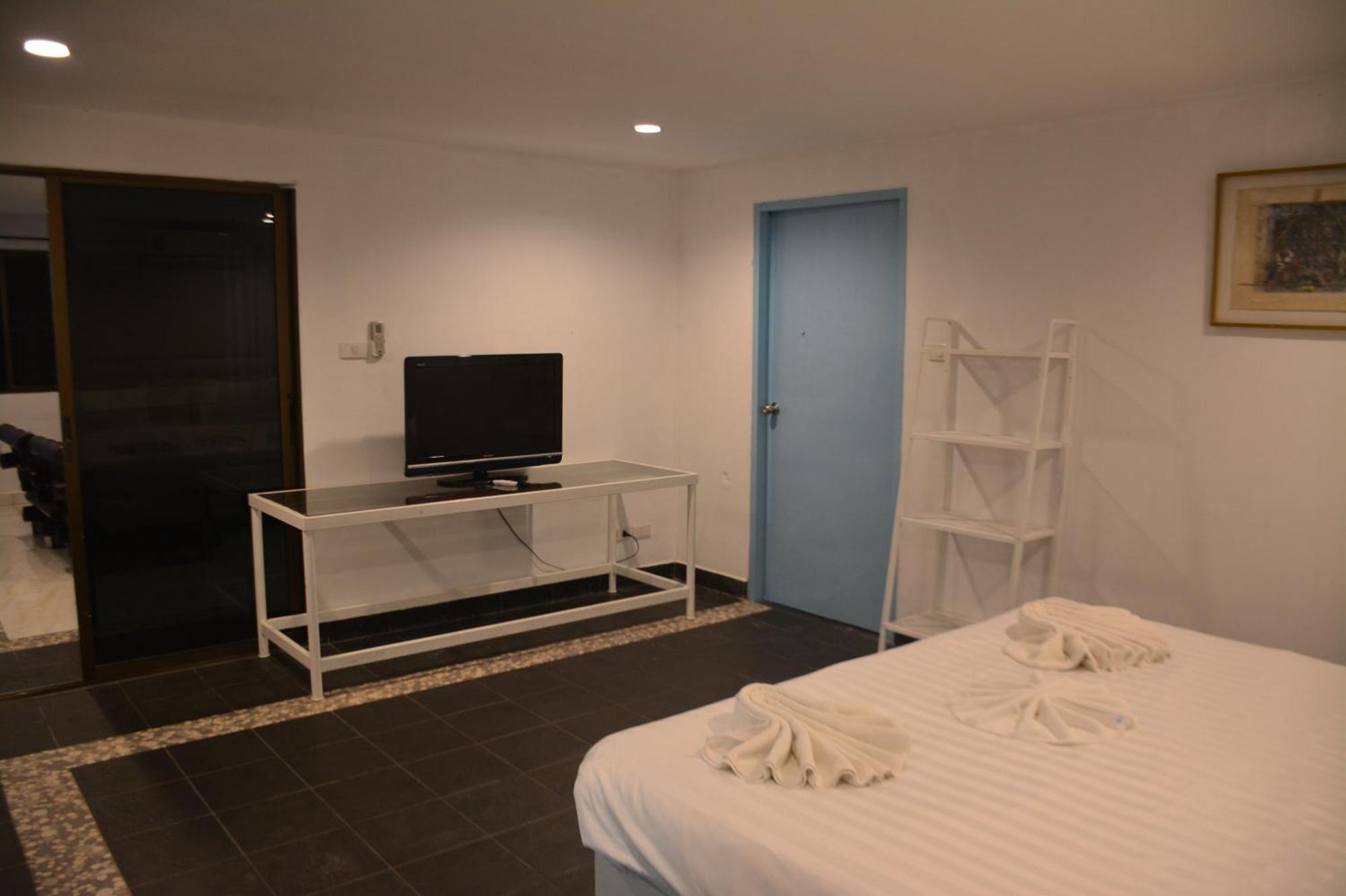 Baan Suan 1 Apartment *